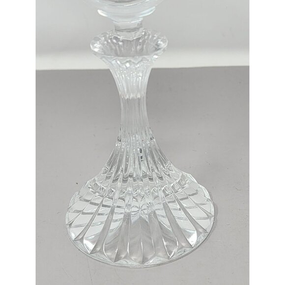 Elegant Clear Crystal Champagne Flutes With Flared Base - Durable & Stylish - Picture 6 of 7